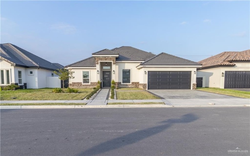 3013 Brentwood Street, Edinburg, TX 78539, 4 Habitaciones Habitaciones , ,5 BañosBaños,Residential,En Venta,3013 Brentwood Street,457786