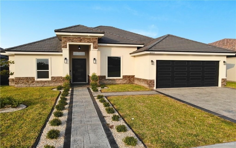 3013 Brentwood Street, Edinburg, TX 78539, 4 Habitaciones Habitaciones , ,5 BañosBaños,Residential,En Venta,3013 Brentwood Street,457786