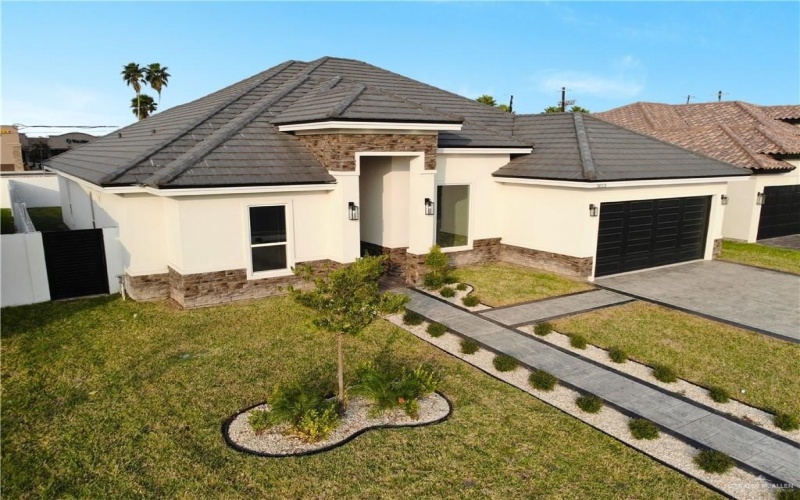 3013 Brentwood Street, Edinburg, TX 78539, 4 Habitaciones Habitaciones , ,5 BañosBaños,Residential,En Venta,3013 Brentwood Street,457786