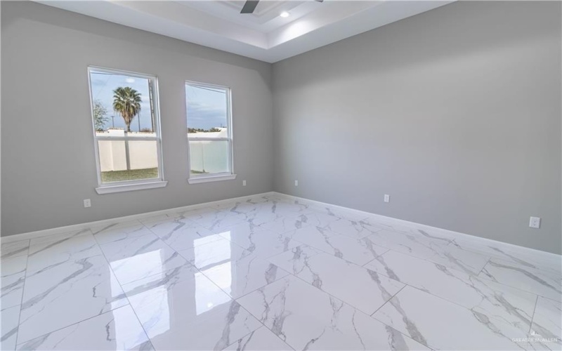 3013 Brentwood Street, Edinburg, TX 78539, 4 Habitaciones Habitaciones , ,5 BañosBaños,Residential,En Venta,3013 Brentwood Street,457786