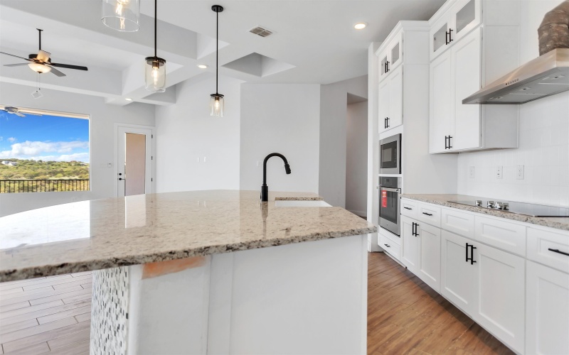 511 Windswept, Horseshoe Bay, TX 78657, 3 Bedrooms Bedrooms, ,3 BathroomsBathrooms,Residential Lease,For Rent,511 Windswept,173352