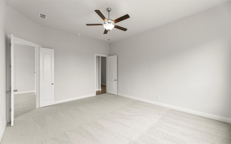 3129 Lora Lee Lane, Rockwall, TX 75032, 4 Bedrooms Bedrooms, ,3 BathroomsBathrooms,Residential,For Sale,3129 Lora Lee Lane,20769940