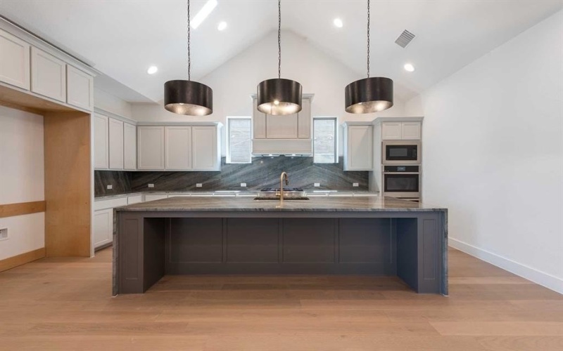 260 Winterdale Drive, Prosper, TX 75078, 4 Bedrooms Bedrooms, ,5 BathroomsBathrooms,Residential,For Sale,260 Winterdale Drive,20762102