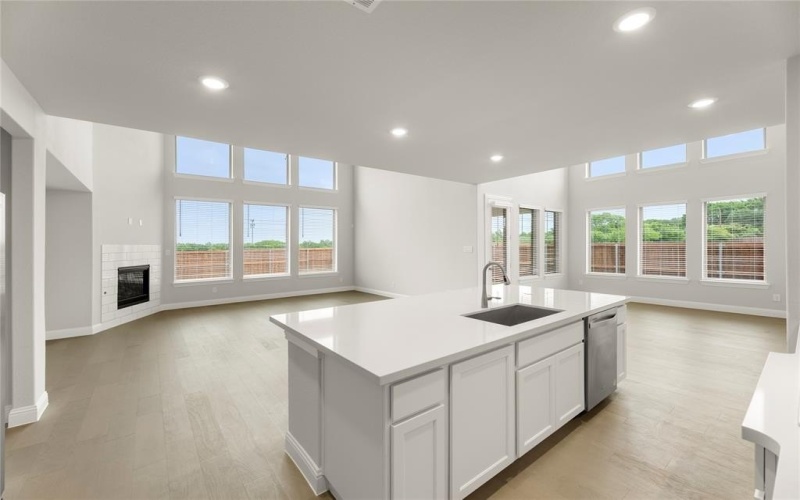 1008 Roys Drive, Rockwall, TX 75087, 3 Bedrooms Bedrooms, ,3 BathroomsBathrooms,Residential,For Sale,1008 Roys Drive,20742359