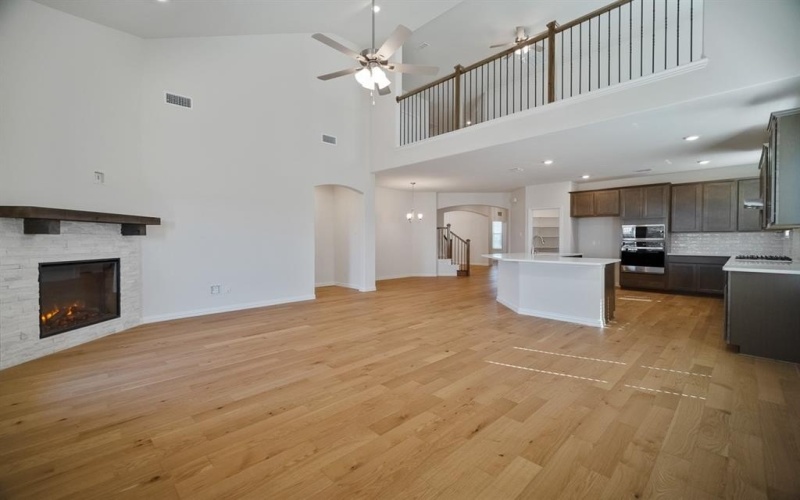 129 HERITAGE HILL Drive, Forney, TX 75126, 4 Bedrooms Bedrooms, ,3 BathroomsBathrooms,Residential,For Sale,129 HERITAGE HILL Drive,20754067
