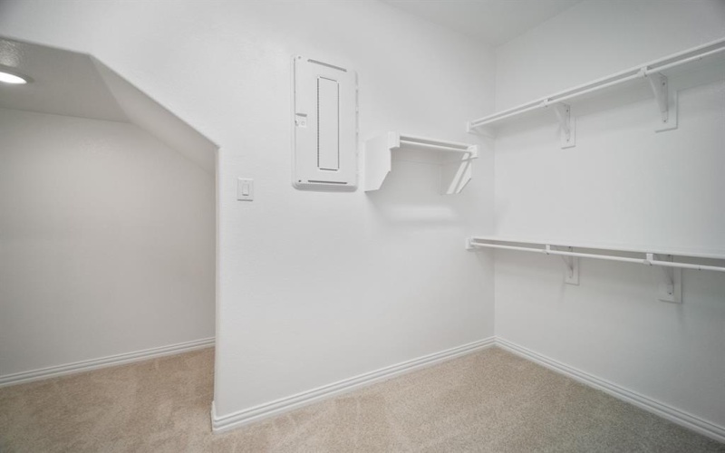 129 HERITAGE HILL Drive, Forney, TX 75126, 4 Bedrooms Bedrooms, ,3 BathroomsBathrooms,Residential,For Sale,129 HERITAGE HILL Drive,20754067