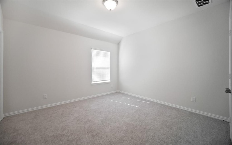 129 HERITAGE HILL Drive, Forney, TX 75126, 4 Bedrooms Bedrooms, ,3 BathroomsBathrooms,Residential,For Sale,129 HERITAGE HILL Drive,20754067