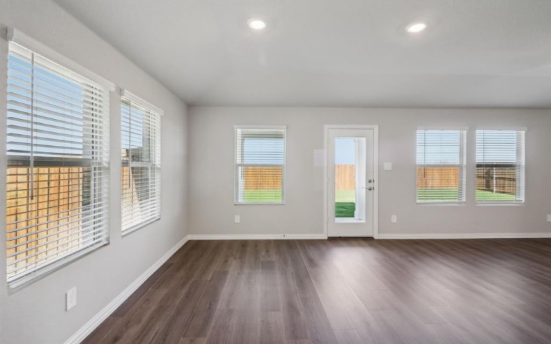 1331 Sage Drive, Lavon, TX 75166, 3 Bedrooms Bedrooms, ,2 BathroomsBathrooms,Residential,For Sale,1331 Sage Drive,20785219