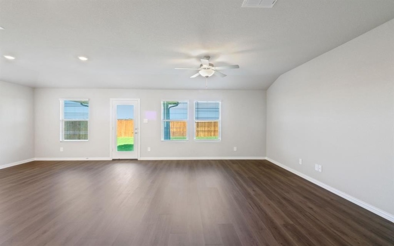 1331 Sage Drive, Lavon, TX 75166, 3 Bedrooms Bedrooms, ,2 BathroomsBathrooms,Residential,For Sale,1331 Sage Drive,20785219