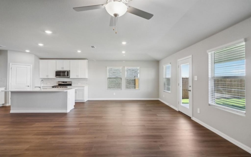 1331 Sage Drive, Lavon, TX 75166, 3 Bedrooms Bedrooms, ,2 BathroomsBathrooms,Residential,For Sale,1331 Sage Drive,20785219