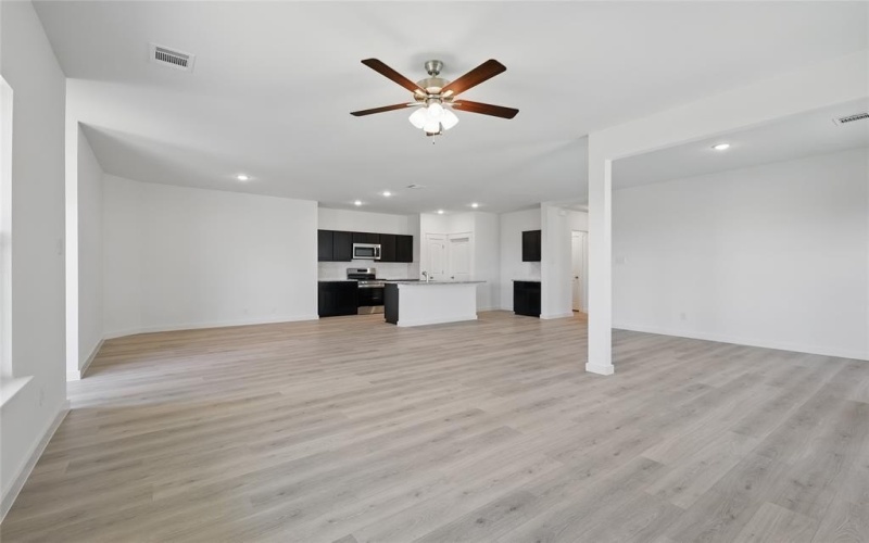 212 Mercy Street, Godley, TX 76044, 3 Bedrooms Bedrooms, ,2 BathroomsBathrooms,Residential,For Sale,212 Mercy Street,20754889
