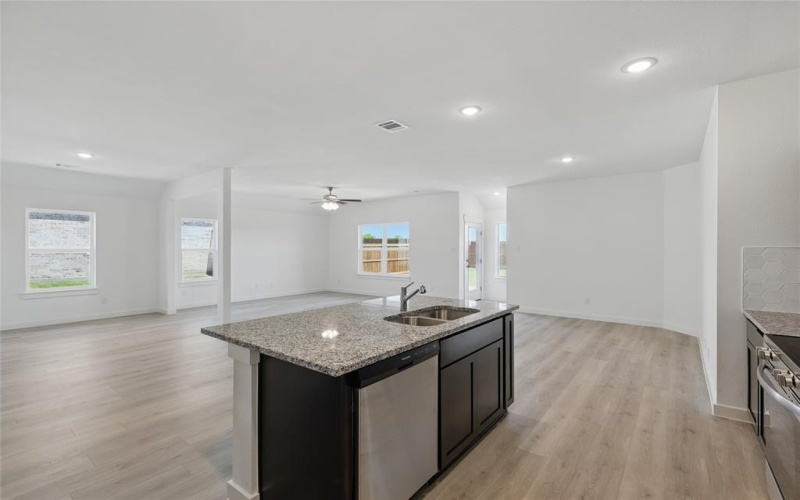 212 Mercy Street, Godley, TX 76044, 3 Bedrooms Bedrooms, ,2 BathroomsBathrooms,Residential,For Sale,212 Mercy Street,20754889