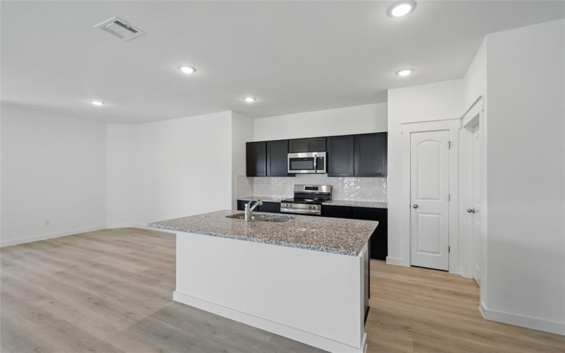 212 Mercy Street, Godley, TX 76044, 3 Bedrooms Bedrooms, ,2 BathroomsBathrooms,Residential,For Sale,212 Mercy Street,20754889