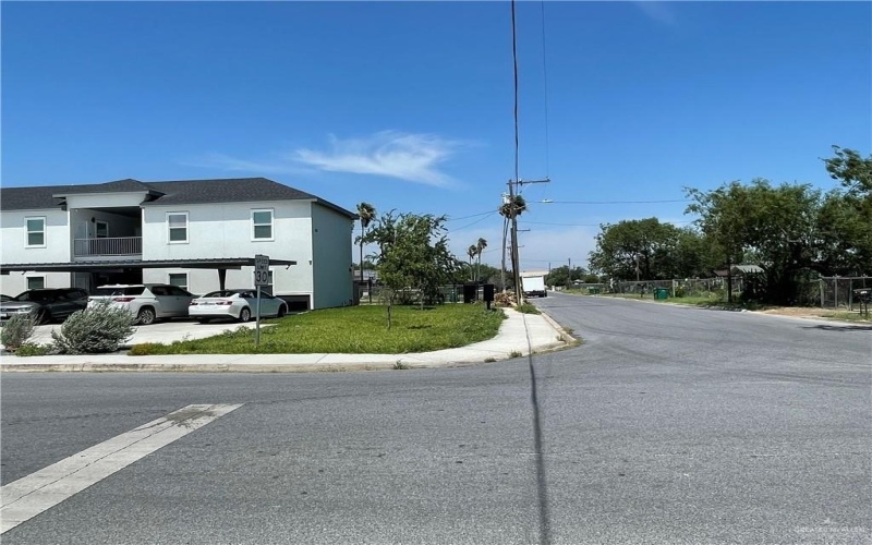 1207 W Kennedy Street, Pharr, TX 78577, ,Residential Multi Family,For Sale,1207 W Kennedy Street,471246