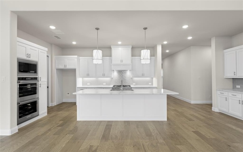 3208 Andesite Road, McKinney, TX 75071, 4 Bedrooms Bedrooms, ,5 BathroomsBathrooms,Residential,For Sale,3208 Andesite Road,20780411