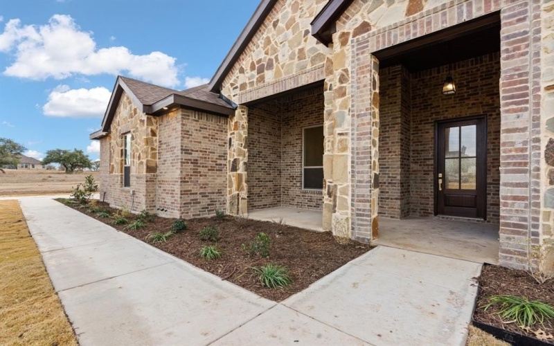 105 Bosal Lane, Weatherford, TX 76088, 4 Bedrooms Bedrooms, ,3 BathroomsBathrooms,Residential,For Sale,105 Bosal Lane,20803176