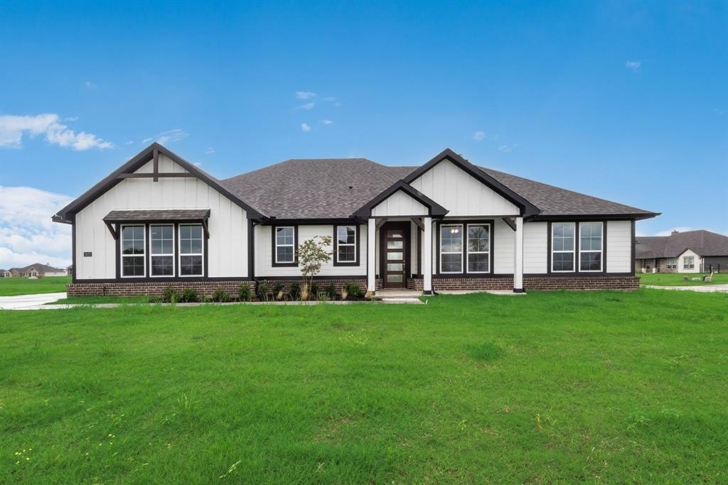 2475 Blackjack Oak Road, Oak Ridge, TX 75161, 3 Bedrooms Bedrooms, ,2 BathroomsBathrooms,Residential,For Sale,2475 Blackjack Oak Road,20831324
