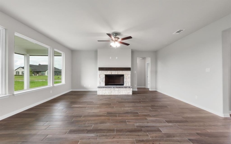 2475 Blackjack Oak Road, Oak Ridge, TX 75161, 3 Bedrooms Bedrooms, ,2 BathroomsBathrooms,Residential,For Sale,2475 Blackjack Oak Road,20831324