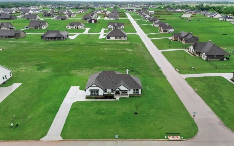2475 Blackjack Oak Road, Oak Ridge, TX 75161, 3 Bedrooms Bedrooms, ,2 BathroomsBathrooms,Residential,For Sale,2475 Blackjack Oak Road,20831324