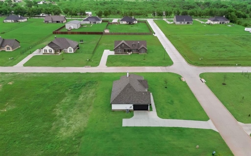 2475 Blackjack Oak Road, Oak Ridge, TX 75161, 3 Bedrooms Bedrooms, ,2 BathroomsBathrooms,Residential,For Sale,2475 Blackjack Oak Road,20831324