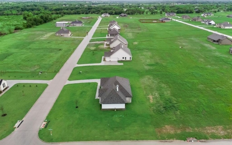 2475 Blackjack Oak Road, Oak Ridge, TX 75161, 3 Bedrooms Bedrooms, ,2 BathroomsBathrooms,Residential,For Sale,2475 Blackjack Oak Road,20831324