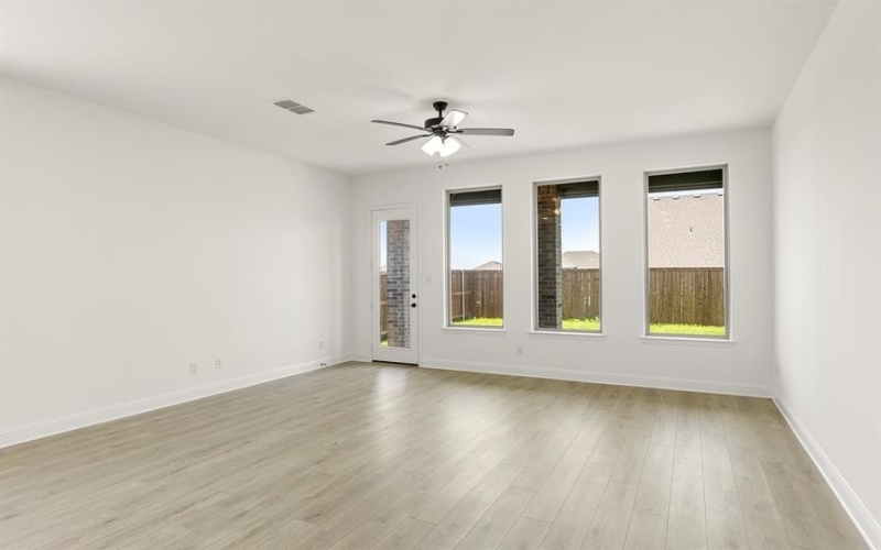 1913 Bobbin Mill Lane, Forney, TX 75126, 4 Bedrooms Bedrooms, ,3 BathroomsBathrooms,Residential,For Sale,1913 Bobbin Mill Lane,20792825