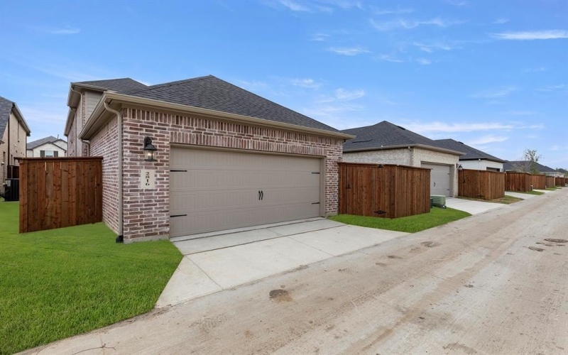 2816 Chester Drive, Celina, TX 75009, 4 Bedrooms Bedrooms, ,3 BathroomsBathrooms,Residential,For Sale,2816 Chester Drive,20841375