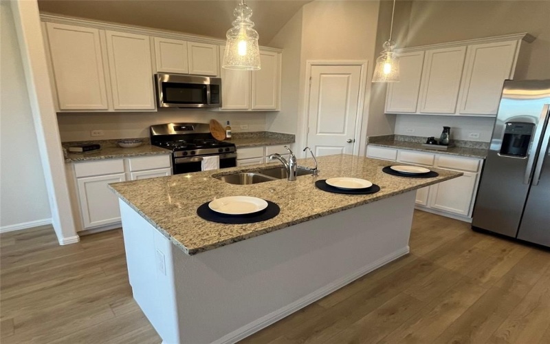 1140 Birchwood Drive, Crowley, TX 76036, 4 Bedrooms Bedrooms, ,2 BathroomsBathrooms,Residential,For Sale,1140 Birchwood Drive,20796837
