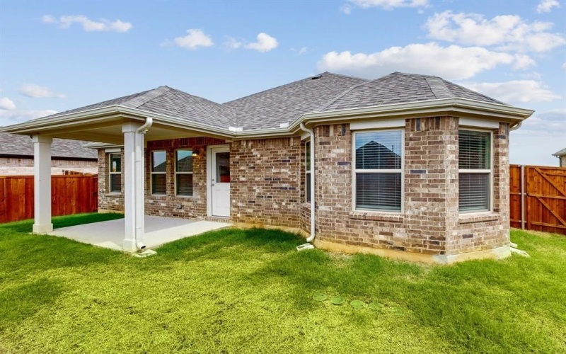1140 Birchwood Drive, Crowley, TX 76036, 4 Bedrooms Bedrooms, ,2 BathroomsBathrooms,Residential,For Sale,1140 Birchwood Drive,20796837