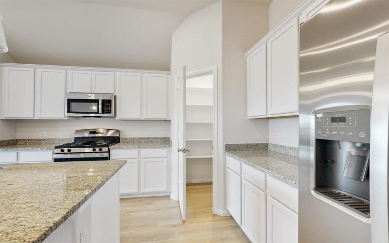 1140 Birchwood Drive, Crowley, TX 76036, 4 Bedrooms Bedrooms, ,2 BathroomsBathrooms,Residential,For Sale,1140 Birchwood Drive,20796837