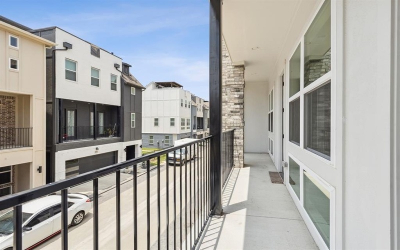 2544 Carolwood Lane, Dallas, TX 75212, 3 Bedrooms Bedrooms, ,2 BathroomsBathrooms,Residential,For Sale,2544 Carolwood Lane,20788851