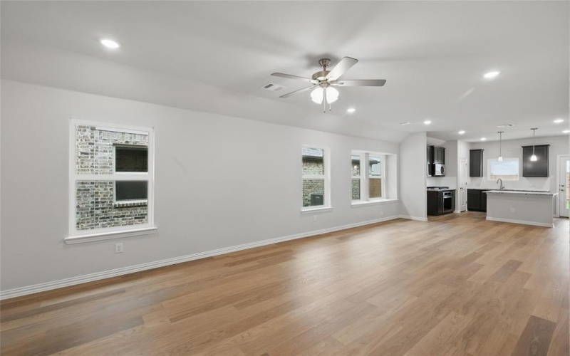 813 Antioch Drive, Princeton, TX 75071, 3 Bedrooms Bedrooms, ,2 BathroomsBathrooms,Residential,For Sale,813 Antioch Drive,20793771