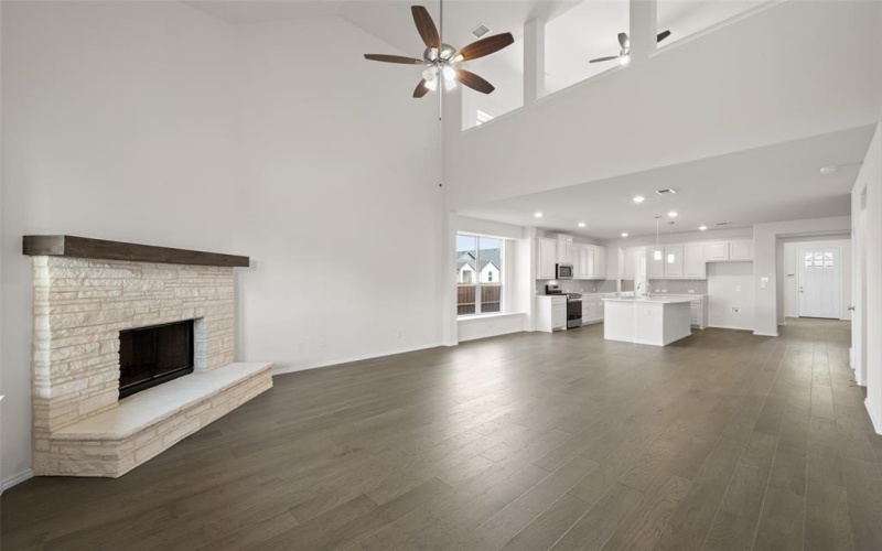 371 Freestall Drive, Midlothian, TX 76065, 4 Habitaciones Habitaciones , ,3 BañosBaños,Residential,En Venta,371 Freestall Drive,20829661