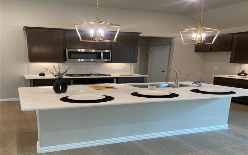 1008 South Hill Drive, Crowley, TX 76036, 3 Habitaciones Habitaciones , ,2 BañosBaños,Residential,En Venta,1008 South Hill Drive,20830039