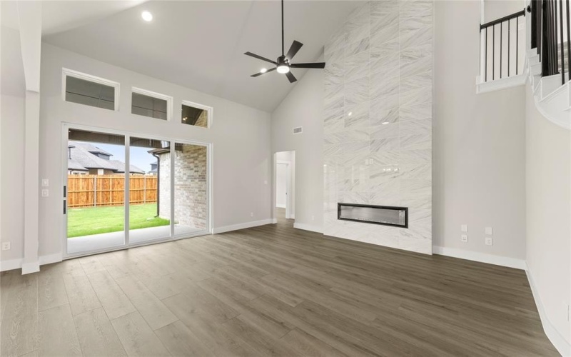 13728 Riola Drive, Little Elm, TX 75068, 4 Bedrooms Bedrooms, ,5 BathroomsBathrooms,Residential,For Sale,13728 Riola Drive,20820921
