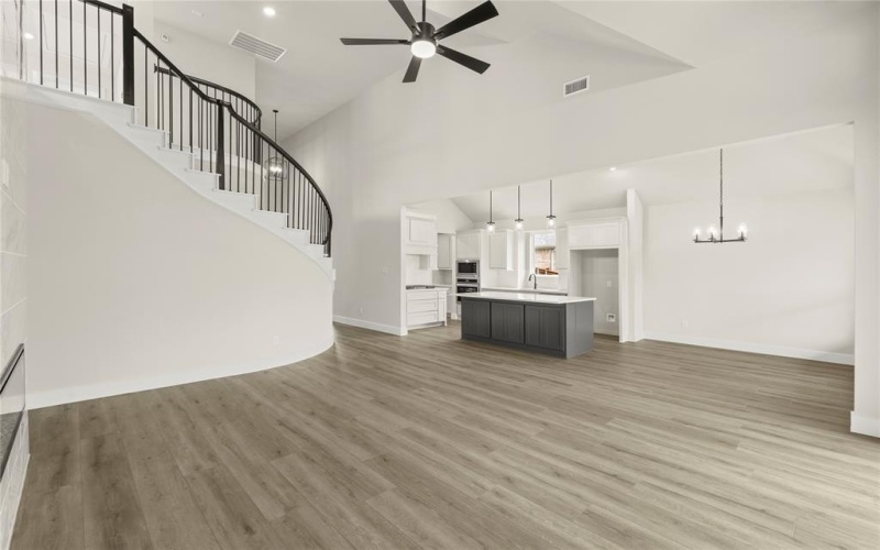 13728 Riola Drive, Little Elm, TX 75068, 4 Bedrooms Bedrooms, ,5 BathroomsBathrooms,Residential,For Sale,13728 Riola Drive,20820921
