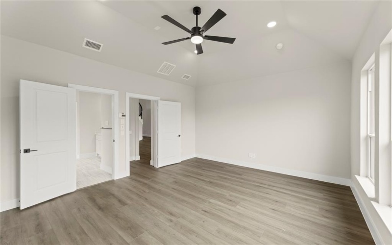 13728 Riola Drive, Little Elm, TX 75068, 4 Bedrooms Bedrooms, ,5 BathroomsBathrooms,Residential,For Sale,13728 Riola Drive,20820921