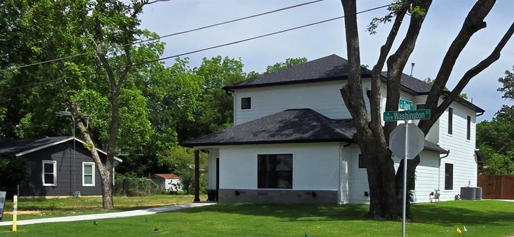 2901 W Washington Street, Denison, TX 75020, 4 Habitaciones Habitaciones , ,3 BañosBaños,Residential,En Venta,2901 W Washington Street,20814057
