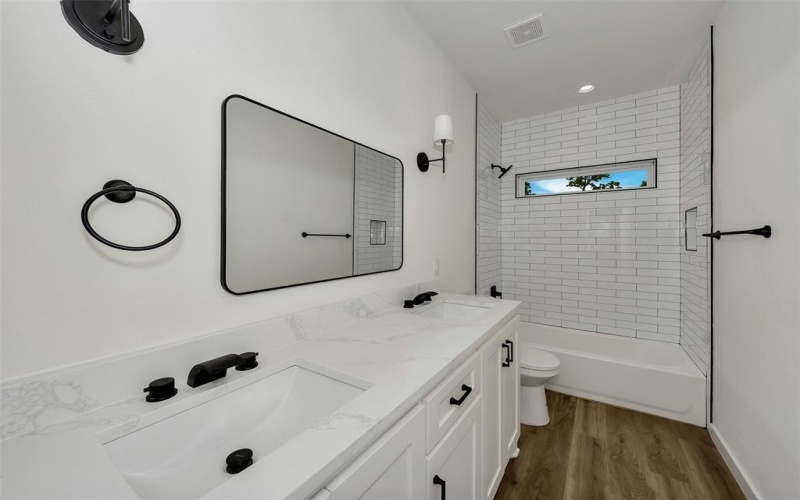 2901 W Washington Street, Denison, TX 75020, 4 Habitaciones Habitaciones , ,3 BañosBaños,Residential,En Venta,2901 W Washington Street,20814057