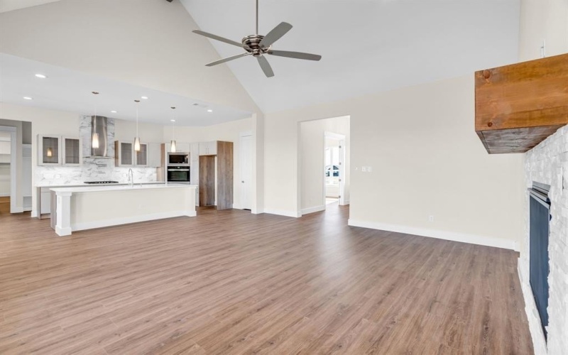 561 N Armstrong Road, Venus, TX 76084, 5 Bedrooms Bedrooms, ,3 BathroomsBathrooms,Residential,For Sale,561 N Armstrong Road,20802952