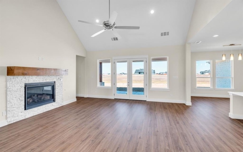 561 N Armstrong Road, Venus, TX 76084, 5 Bedrooms Bedrooms, ,3 BathroomsBathrooms,Residential,For Sale,561 N Armstrong Road,20802952