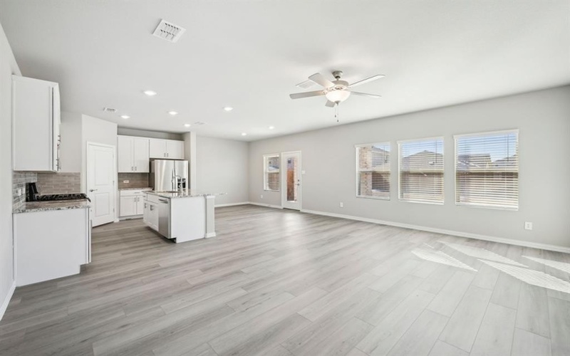 804 Honeydew Lane, Princeton, TX 75071, 3 Bedrooms Bedrooms, ,2 BathroomsBathrooms,Residential,For Sale,804 Honeydew Lane,20852214