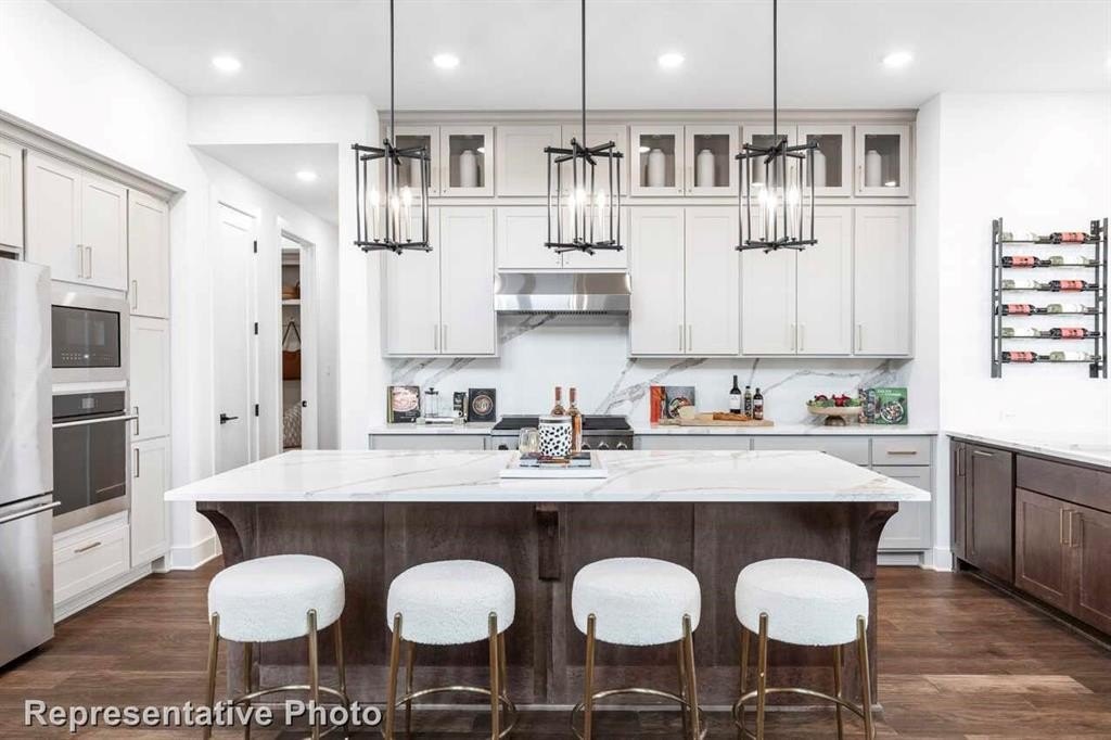 2352 Flora Drive, McLendon Chisholm, TX 75032, 5 Bedrooms Bedrooms, ,5 BathroomsBathrooms,Residential,For Sale,2352 Flora Drive,20881810