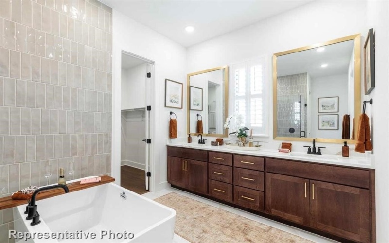 2352 Flora Drive, McLendon Chisholm, TX 75032, 5 Bedrooms Bedrooms, ,5 BathroomsBathrooms,Residential,For Sale,2352 Flora Drive,20881810