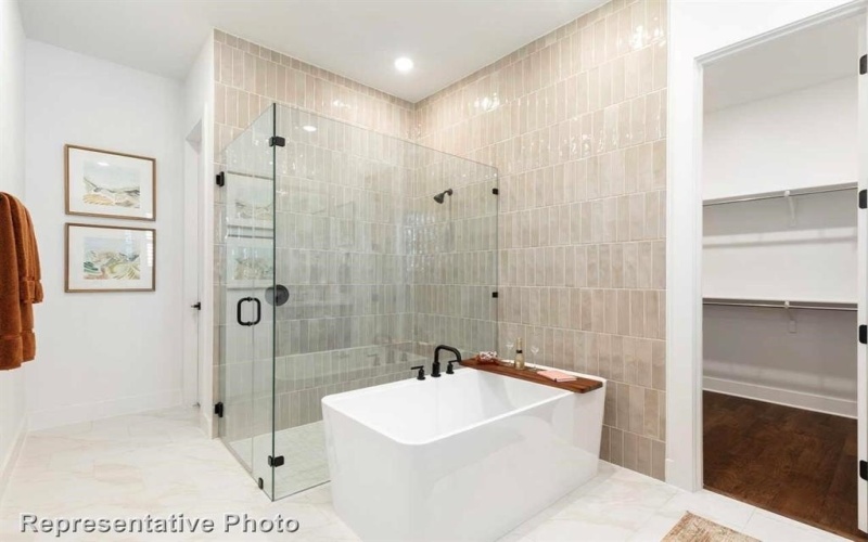 2352 Flora Drive, McLendon Chisholm, TX 75032, 5 Bedrooms Bedrooms, ,5 BathroomsBathrooms,Residential,For Sale,2352 Flora Drive,20881810
