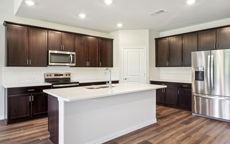 1925 W Westhill Drive, Cleburne, TX 76033, 5 Habitaciones Habitaciones , ,3 BañosBaños,Residential,En Venta,1925 W Westhill Drive,20857083