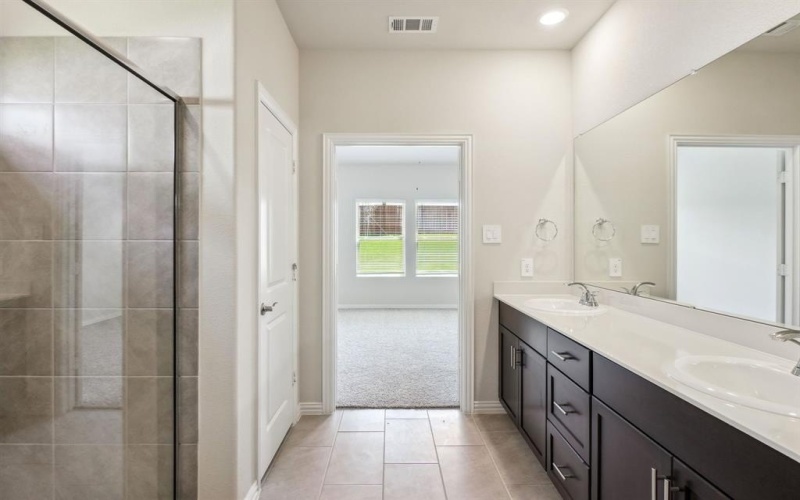 1925 W Westhill Drive, Cleburne, TX 76033, 5 Habitaciones Habitaciones , ,3 BañosBaños,Residential,En Venta,1925 W Westhill Drive,20857083
