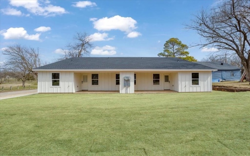 521 Gates Street #A, Bonham, TX 75418, 3 Bedrooms Bedrooms, ,2 BathroomsBathrooms,Residential,For Sale,521 Gates Street,20871456