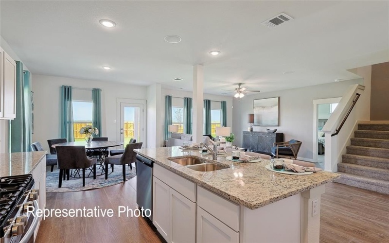 100 John Laurens Drive, Venus, TX 76084, 4 Habitaciones Habitaciones , ,2 BañosBaños,Residential,En Venta,100 John Laurens Drive,20849933