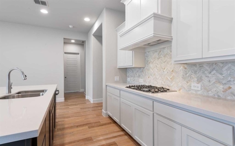 5832 Megs Creek Road, Fort Worth, TX 76126, 4 Bedrooms Bedrooms, ,3 BathroomsBathrooms,Residential,For Sale,5832 Megs Creek Road,20850057